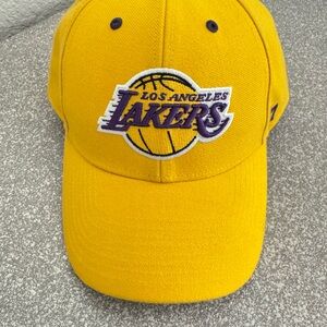 Los Angeles Lakers Basketball 47 Brand NBA Unisex‎ Hat Curved Bill Strap Yellow